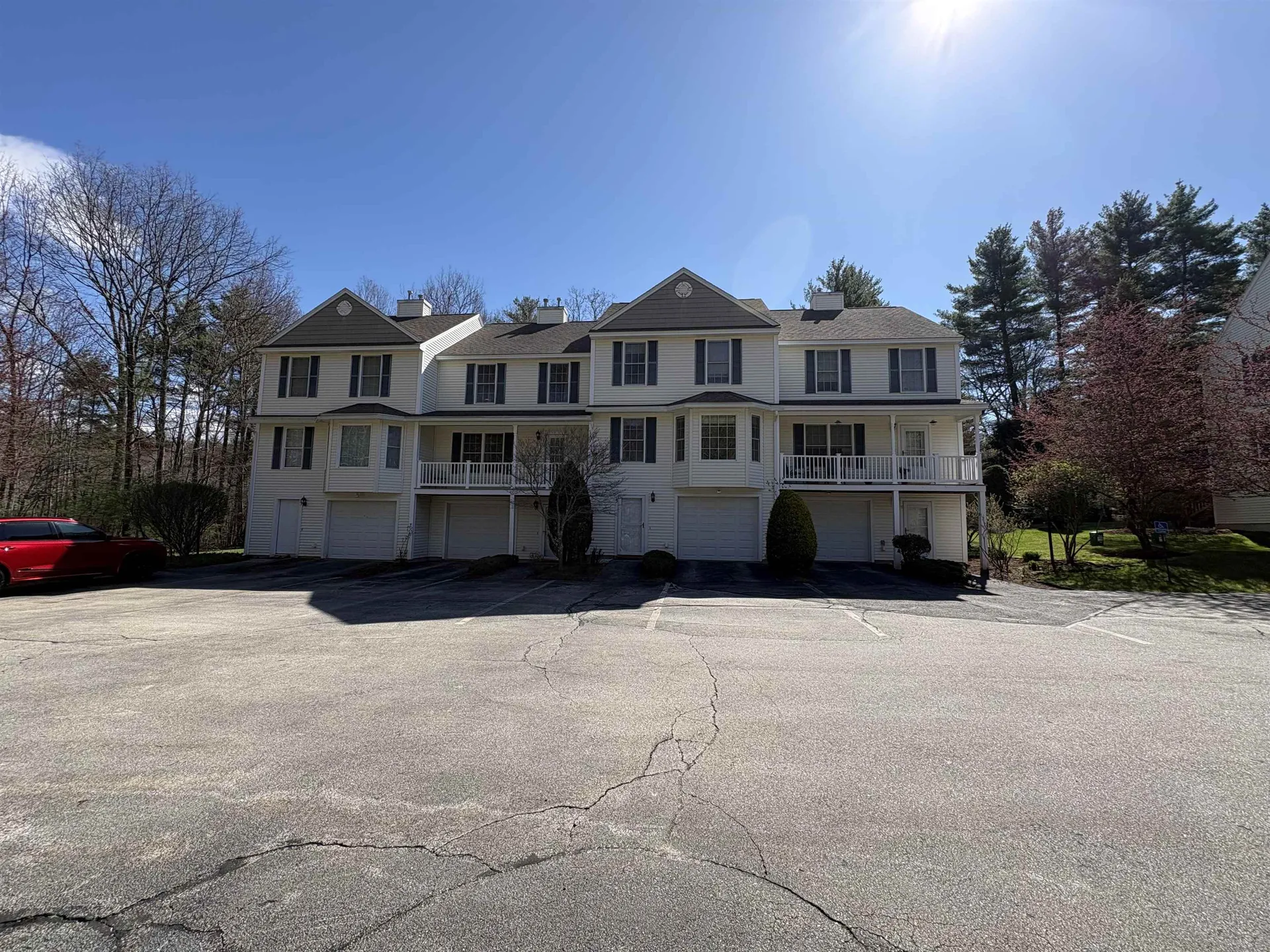 19 Mulberry Lane Amherst NH 03031