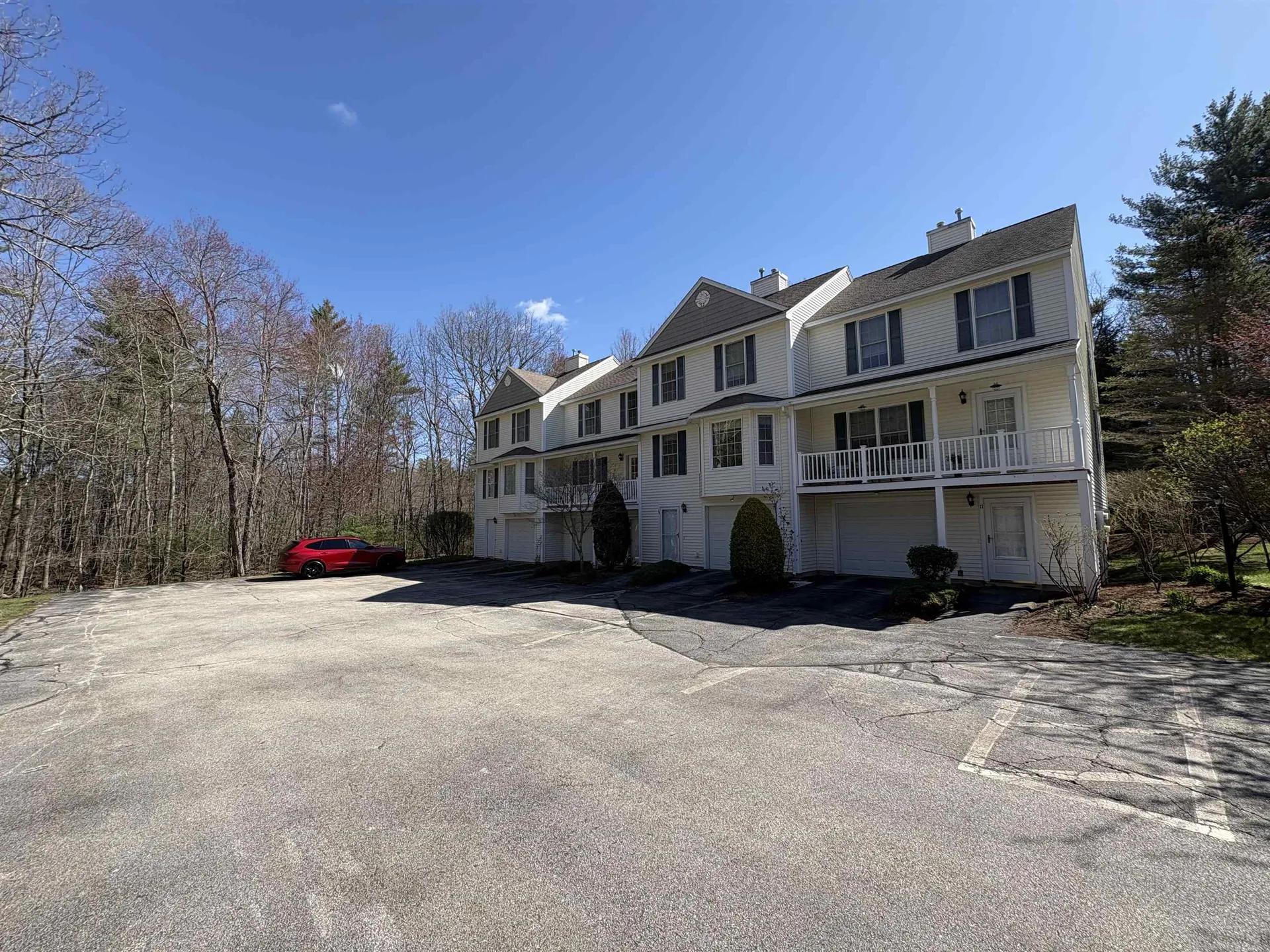 19 Mulberry Lane Amherst NH 03031
