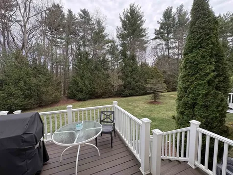 19 Mulberry Lane Amherst NH 03031