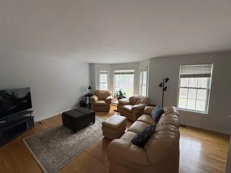 19 Mulberry Lane Amherst NH 03031