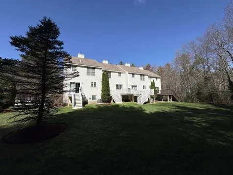 19 Mulberry Lane Amherst NH 03031