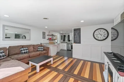 20 Owl Lane Lee NH 03861