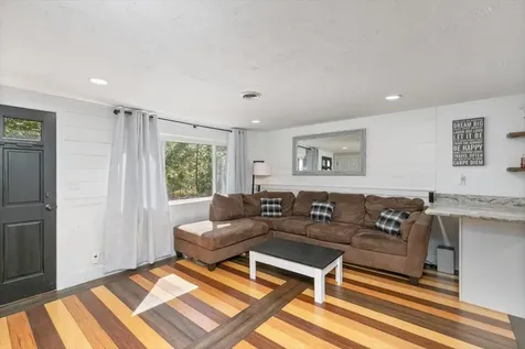 20 Owl Lane Lee NH 03861