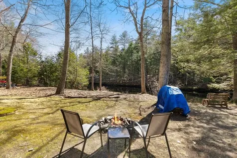 20 Owl Lane Lee NH 03861