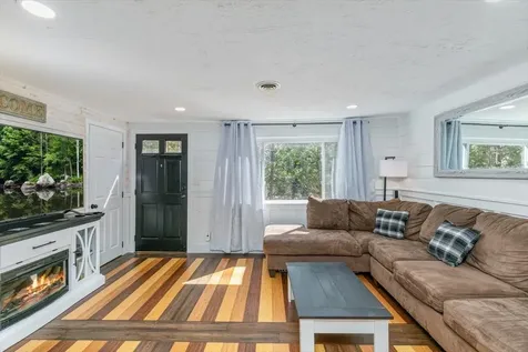 20 Owl Lane Lee NH 03861