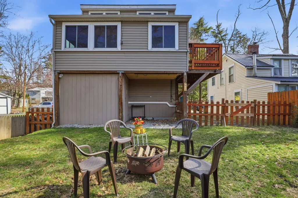 7 Maple Avenue Northwood NH 03261