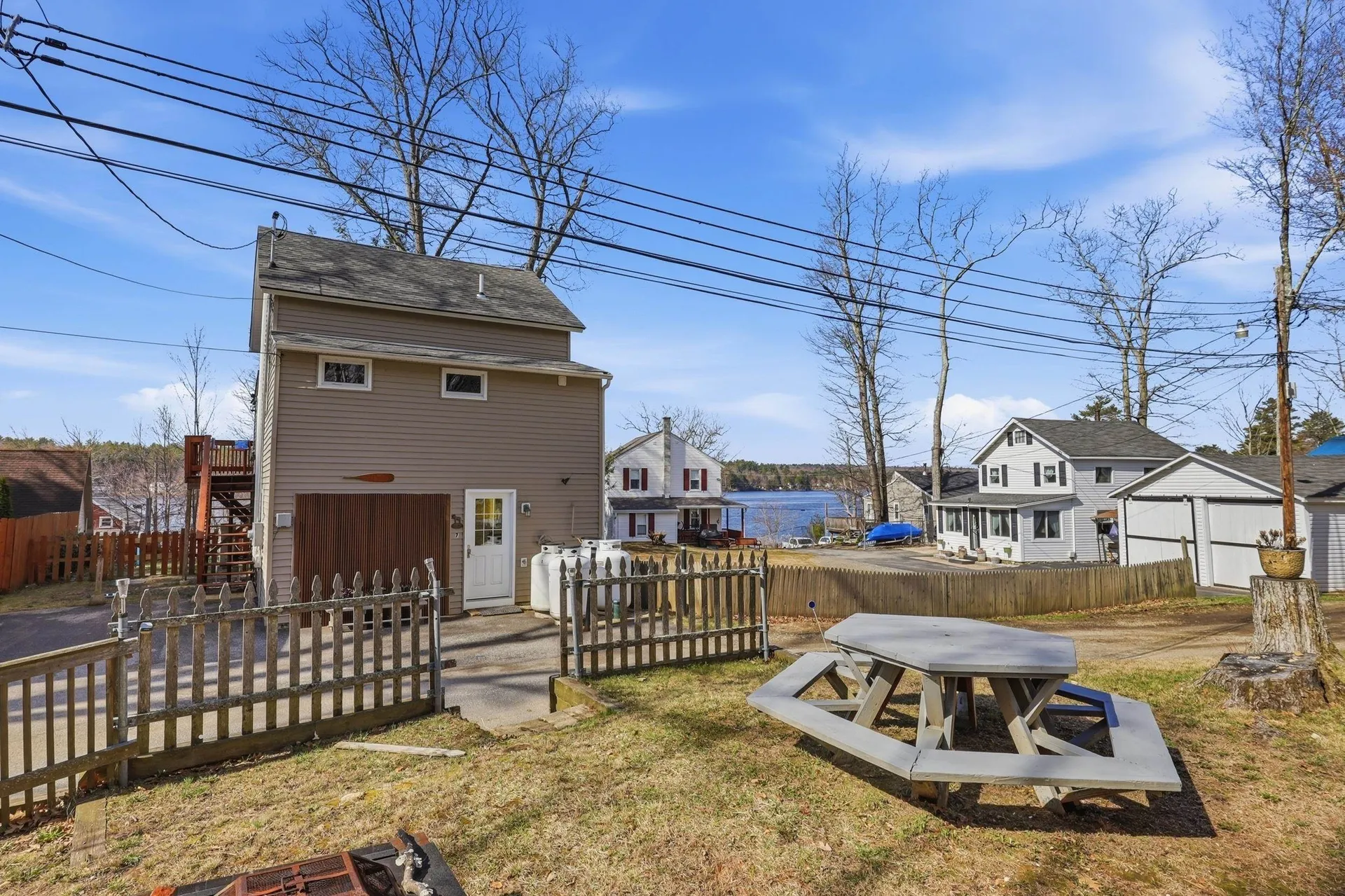7 Maple Avenue Northwood NH 03261