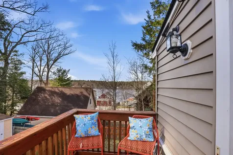 7 Maple Avenue Northwood NH 03261