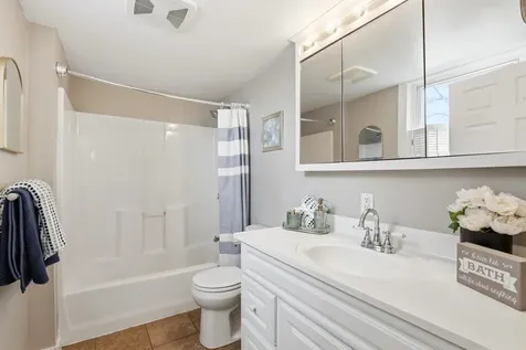 7 Maple Avenue Northwood NH 03261