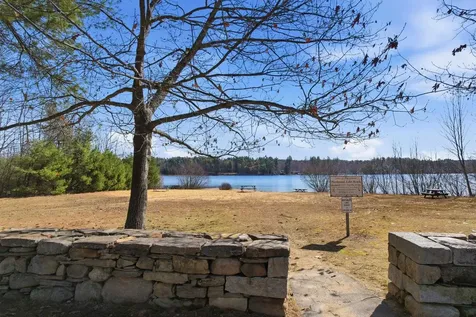 7 Maple Avenue Northwood NH 03261