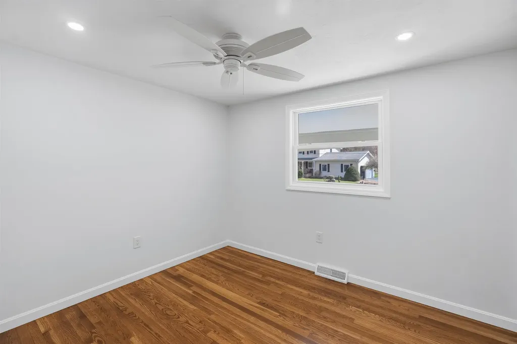 12 Fernwood Drive Merrimack NH 03054