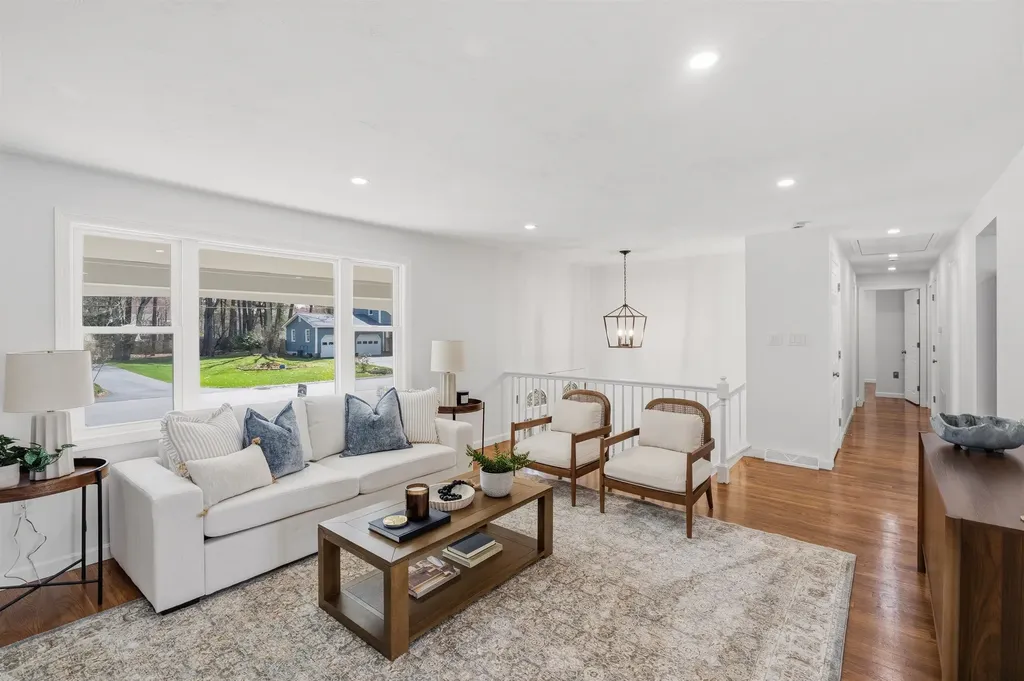 12 Fernwood Drive Merrimack NH 03054