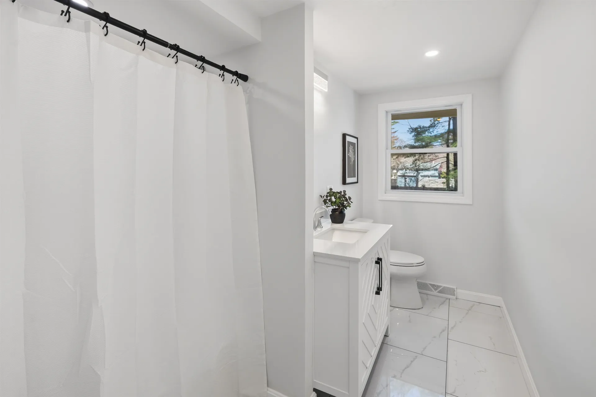 12 Fernwood Drive Merrimack NH 03054