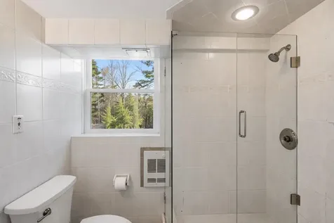 12 Fernwood Drive Merrimack NH 03054