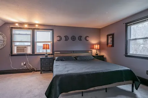 31 Rosemont Avenue Manchester NH 03103