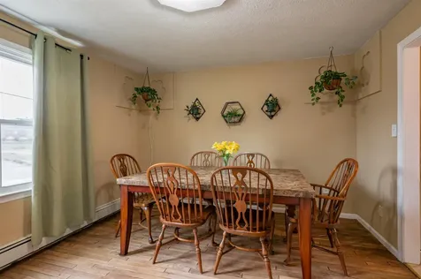 31 Rosemont Avenue Manchester NH 03103