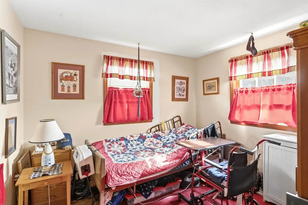 6 Heather Drive Hooksett NH 03106