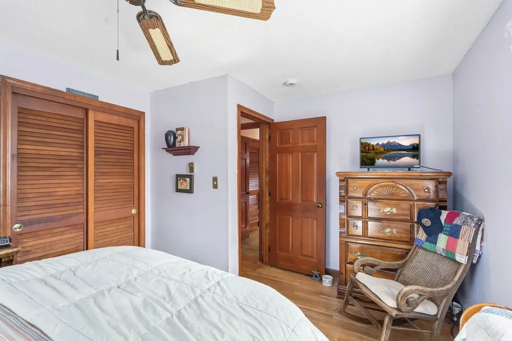 6 Heather Drive Hooksett NH 03106