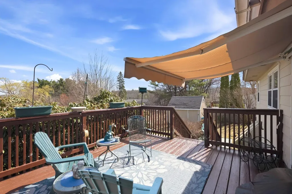 6 Heather Drive Hooksett NH 03106