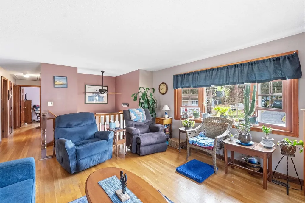 6 Heather Drive Hooksett NH 03106