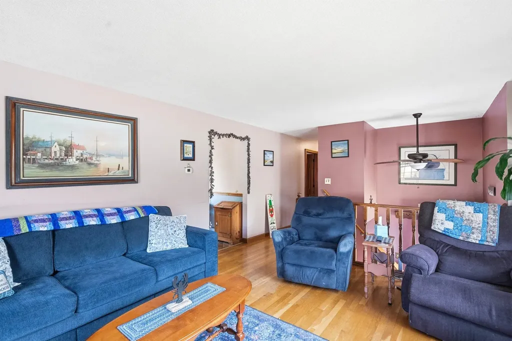 6 Heather Drive Hooksett NH 03106