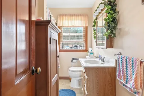 6 Heather Drive Hooksett NH 03106