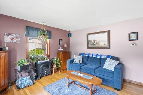 6 Heather Drive Hooksett NH 03106