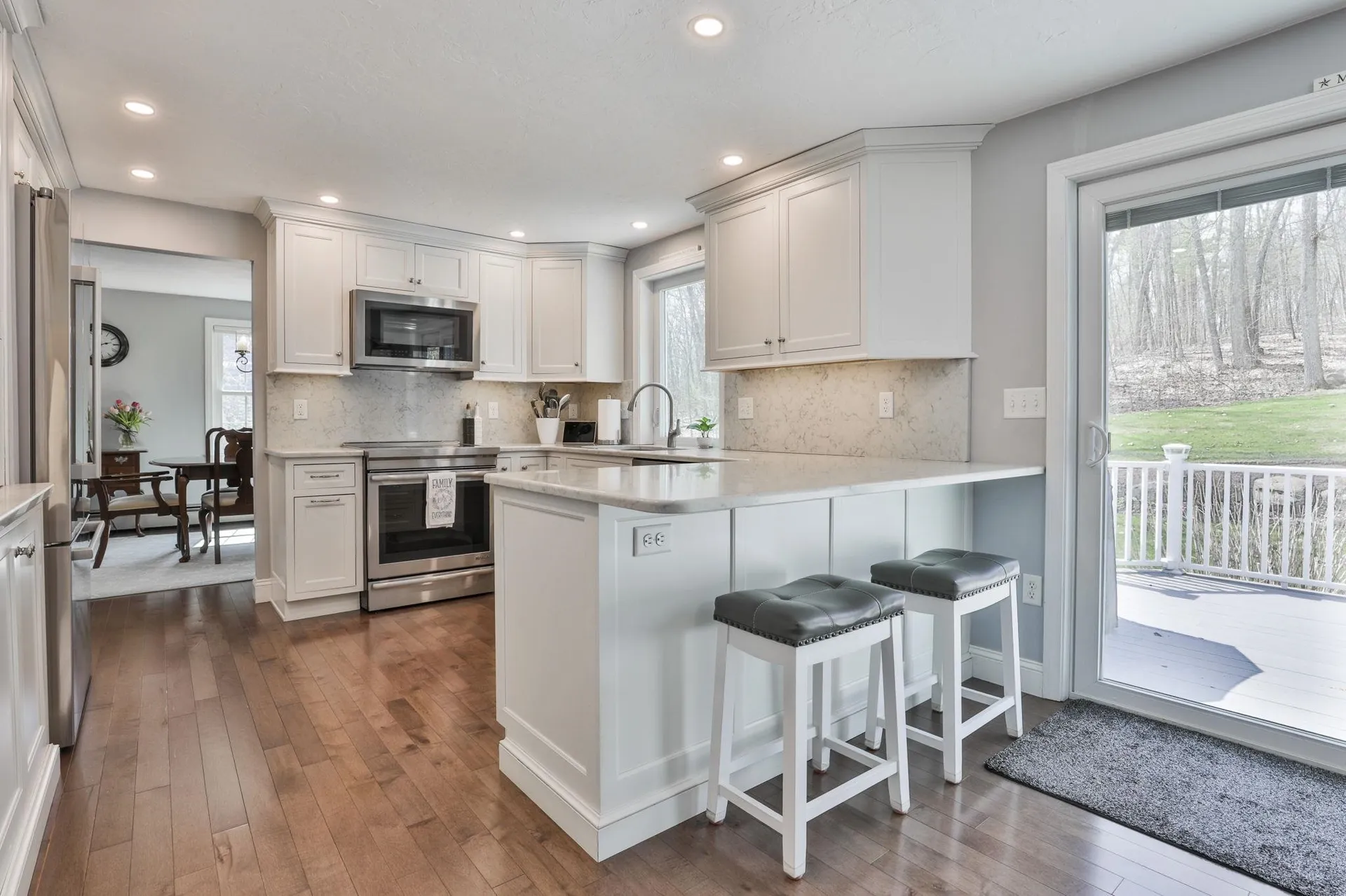 11 Erik Street Merrimack NH 03054