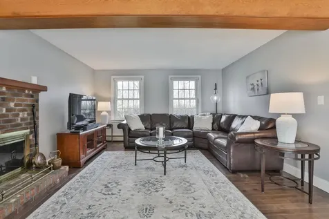 11 Erik Street Merrimack NH 03054