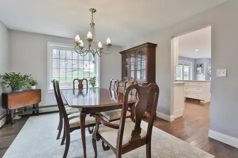 11 Erik Street Merrimack NH 03054