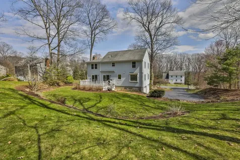 11 Erik Street Merrimack NH 03054