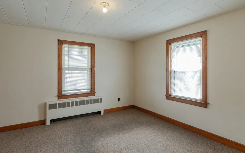 24 Speaker Street Keene NH 03431