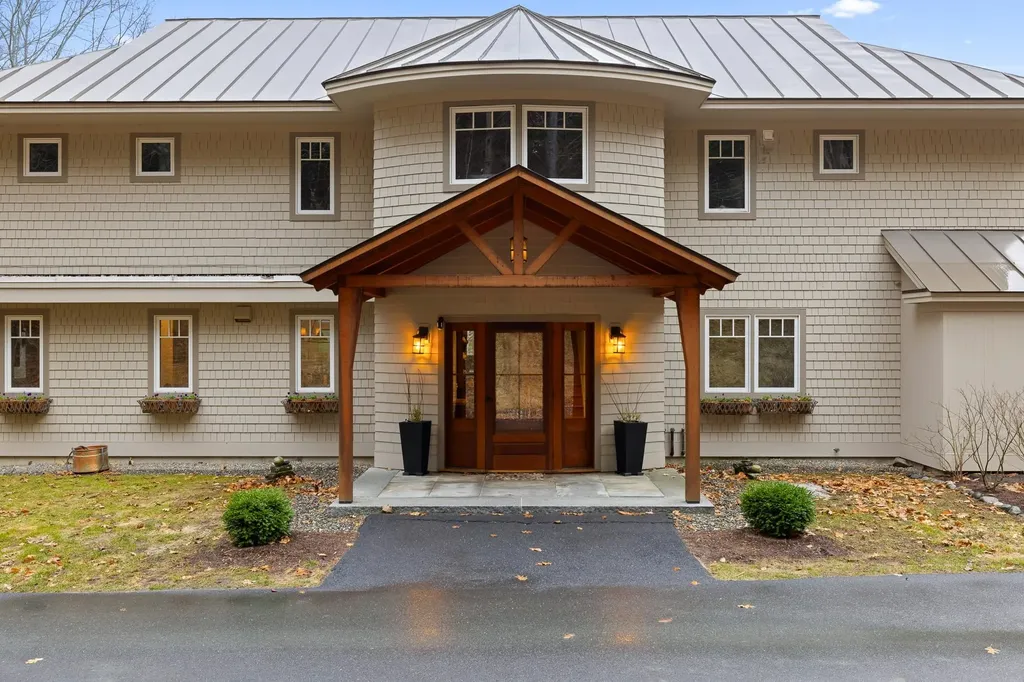 240 Douglas Road Norwich VT 05055