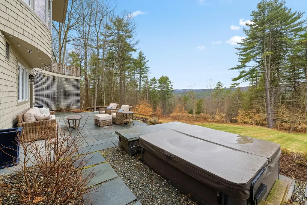 240 Douglas Road Norwich VT 05055