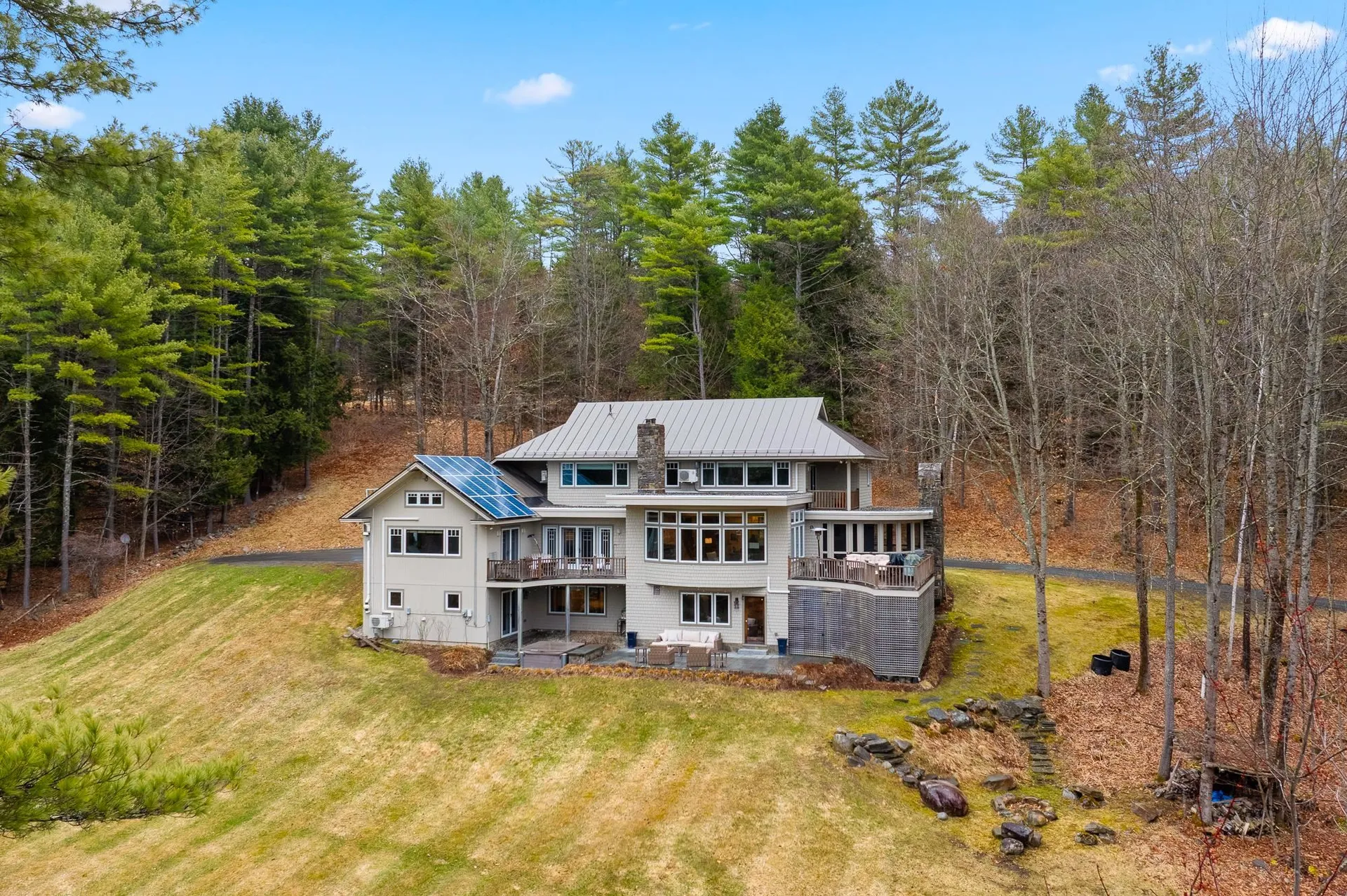 240 Douglas Road Norwich VT 05055