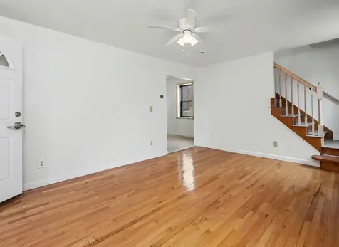 19 Grand Avenue Nashua NH 03060