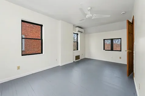 19 Grand Avenue Nashua NH 03060