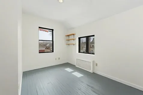 19 Grand Avenue Nashua NH 03060