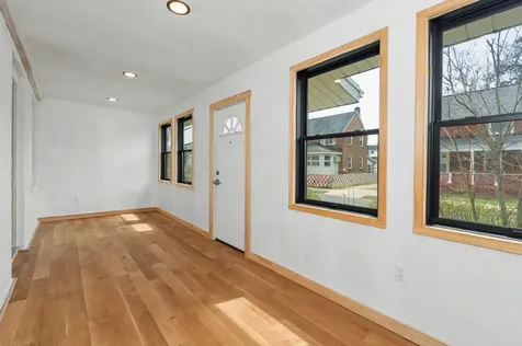 19 Grand Avenue Nashua NH 03060