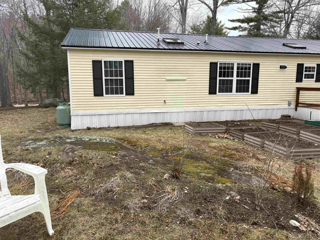 17 Harvey Brook Road Wolfeboro NH 03894