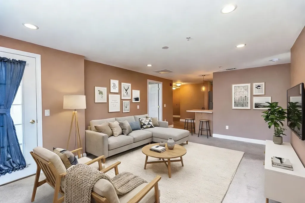 16 Vista Ridge Drive Londonderry NH 03053