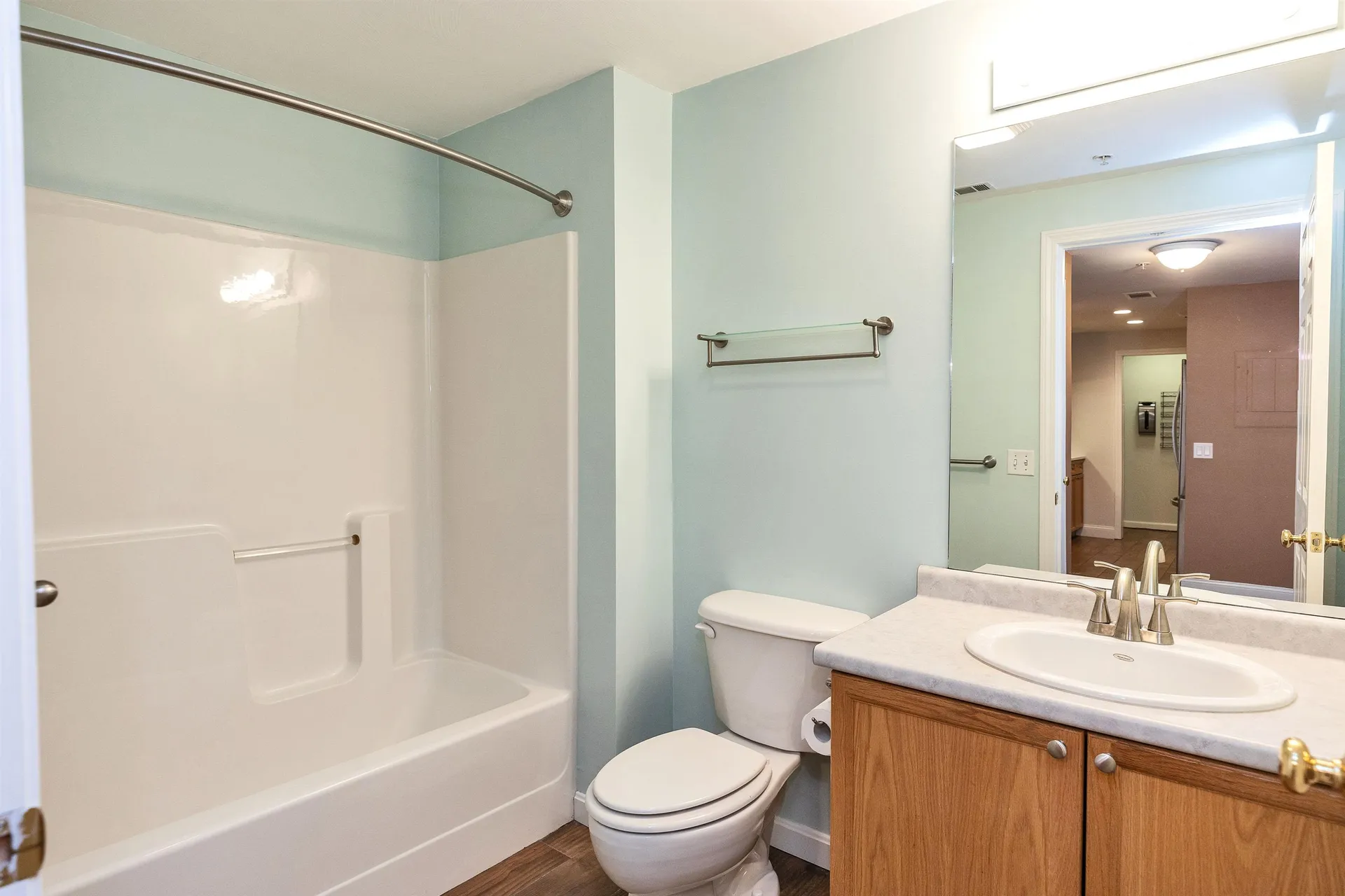 16 Vista Ridge Drive Londonderry NH 03053