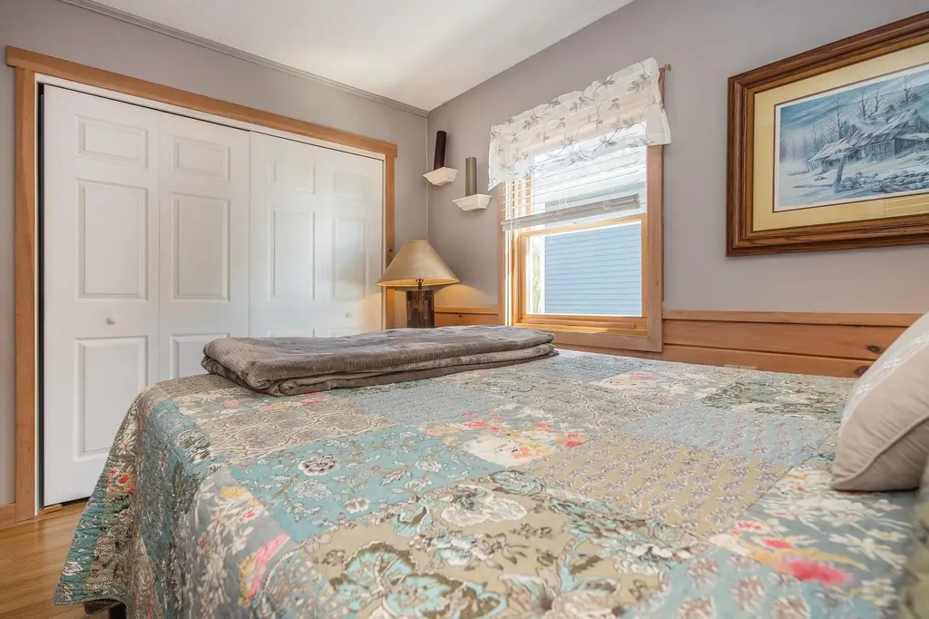 17 West Crystal Haven Road Castleton VT 05735