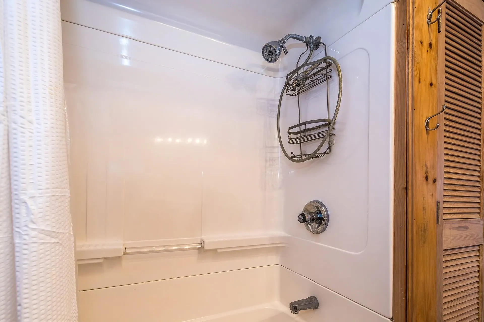 17 West Crystal Haven Road Castleton VT 05735