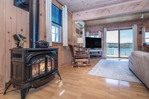 17 West Crystal Haven Road Castleton VT 05735