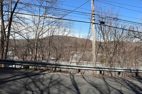 568 North Main Street Hartford VT 05001