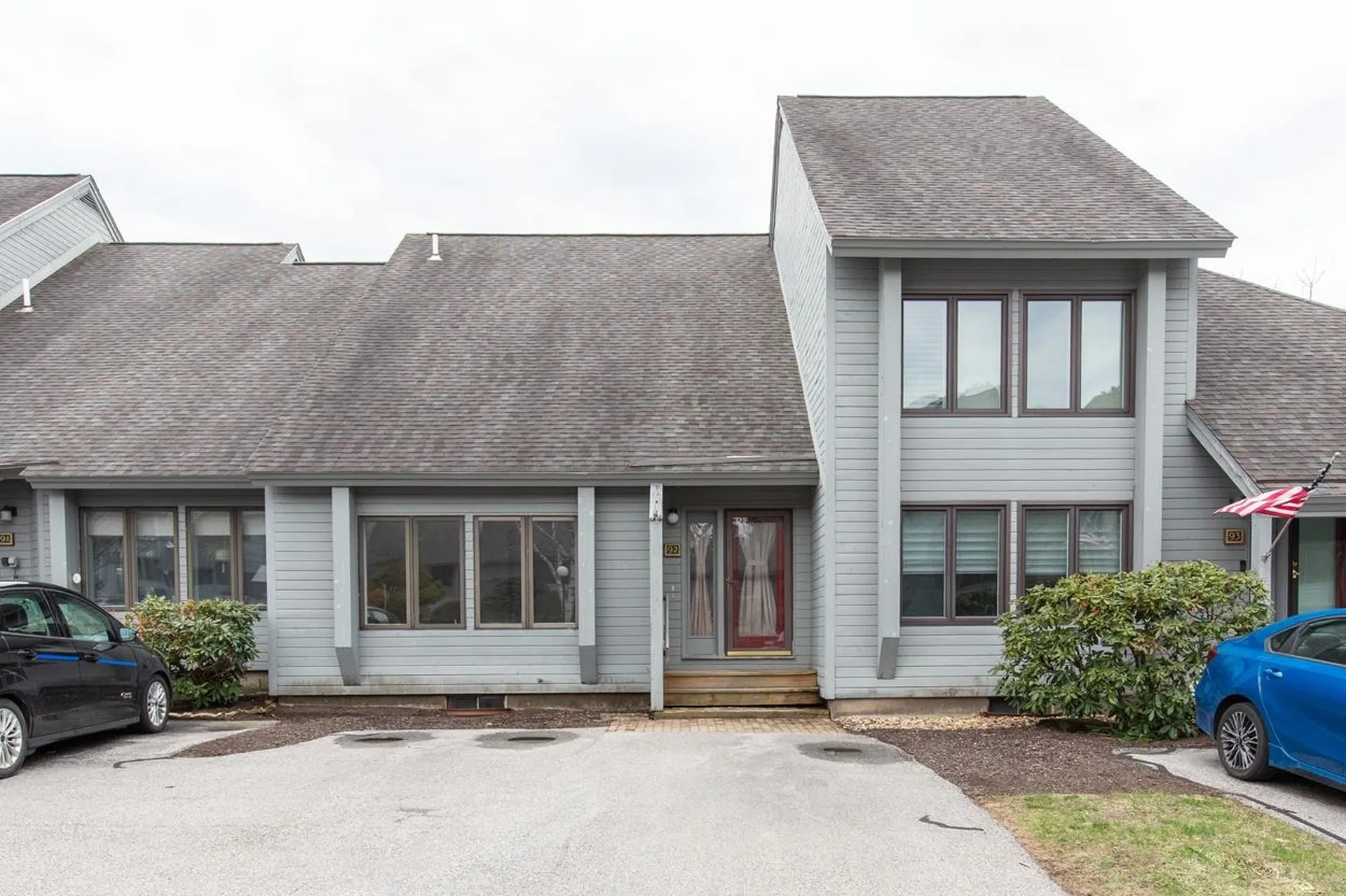 5 Tsienneto Road Derry NH 03038