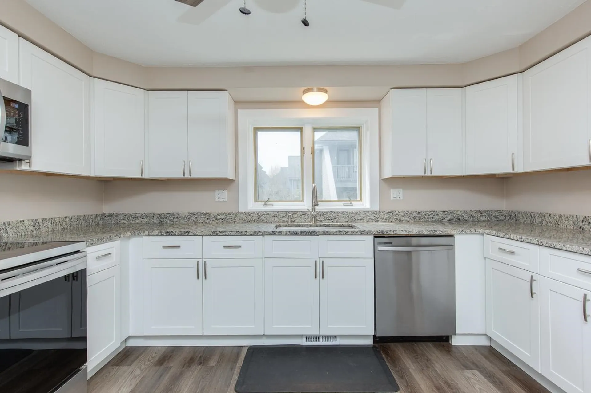 5 Tsienneto Road Derry NH 03038