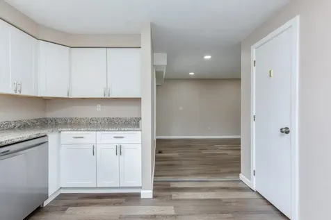 5 Tsienneto Road Derry NH 03038