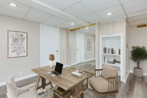 5 Tsienneto Road Derry NH 03038